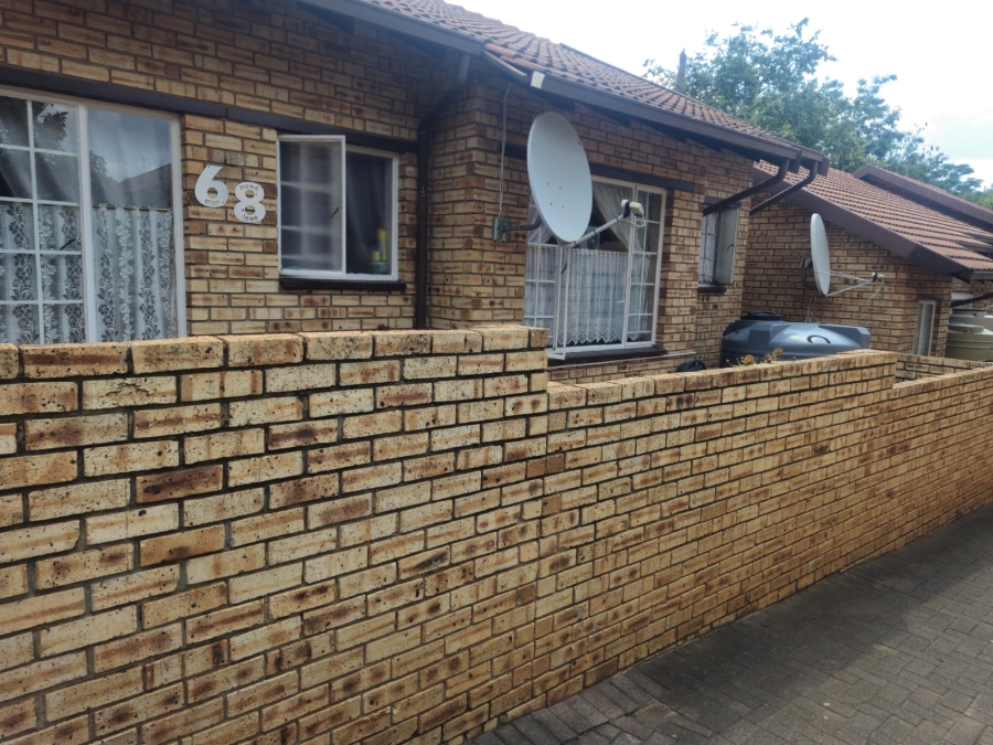 4 Bedroom Property for Sale in Safari Gardens North West